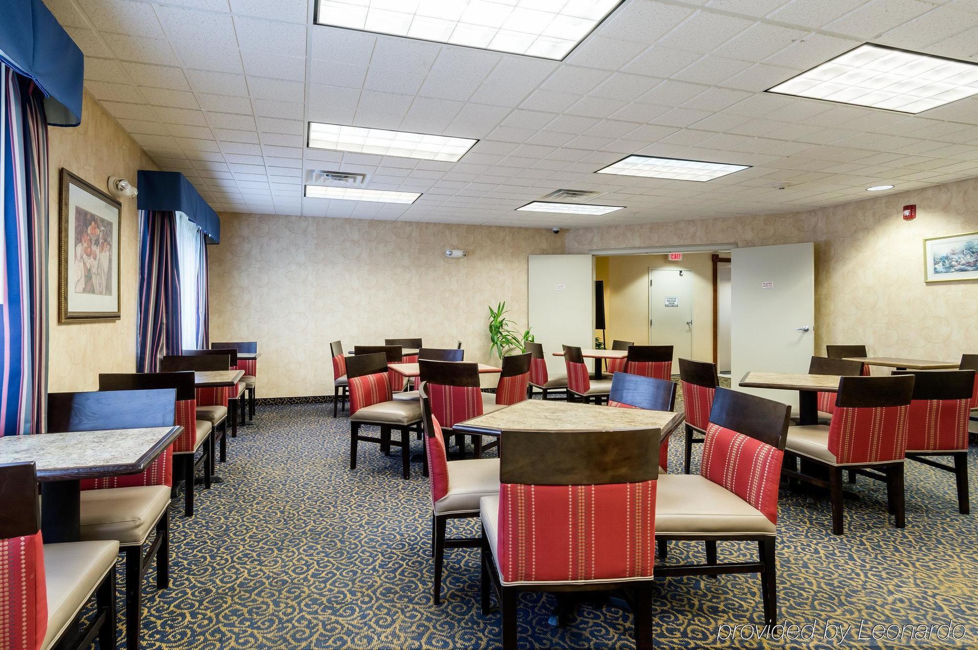 Towneplace Suites By Marriott Hadley Amherst Kültér fotó